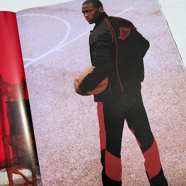 SNEEZE MAGAZINE N° AJ1 SUMMER 2024