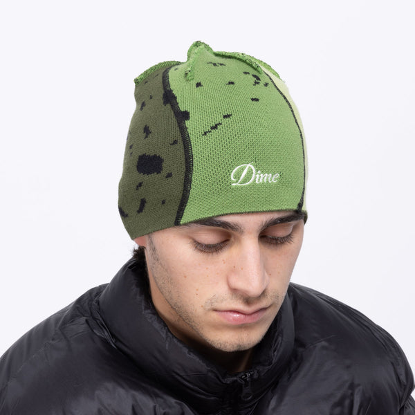 Dime Reverse Stitch Skully Beanie