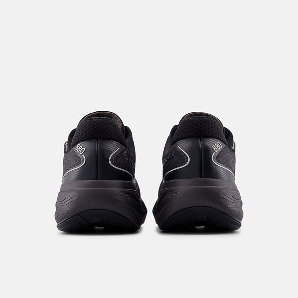 New Balance Fresh Foam X 880v15 GORE-TEX